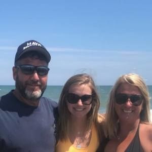 Meet your Posher, Kim